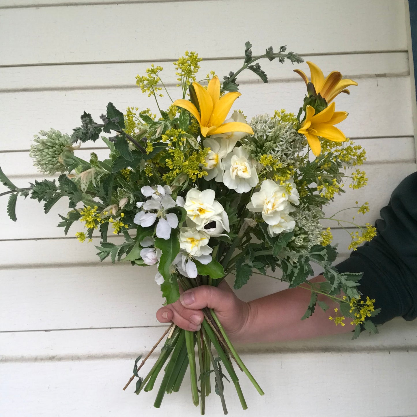 Gardens Choice Paper Wrapped Bouquet