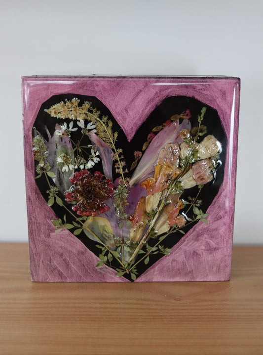 Herbarium Heart - Snapdragon & Mignonette